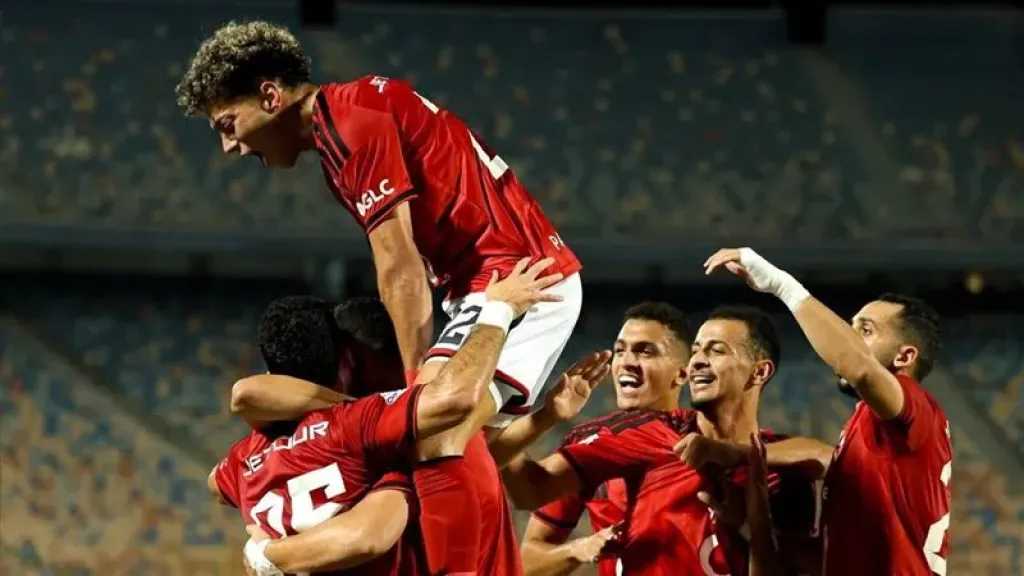 الأهلي يتصدر الدوري مؤقتًا بثنائية زيزو والشحات أمام أبو قير للأسمدة