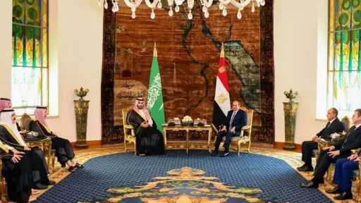 عضو مجلس الشوري اليمني: اجتماع الرئيس السيسي وولي... عضو مجلس الشوري اليمني: اجتماع الرئيس السيسي وولي العهد السعودي يعكس أهمية ملف باب المندب