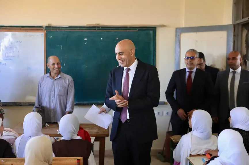التعليم تنفي تعطيل الدراسة في المدارس غداً بسبب الموجة الحارة