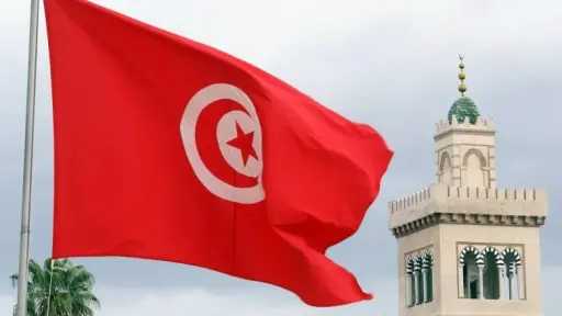 ”الصحة التونسية” تتحرك لمواجهة نقص الأدوية وضمان انتظام تزويد المؤسسات الصحية.. تفاصيل