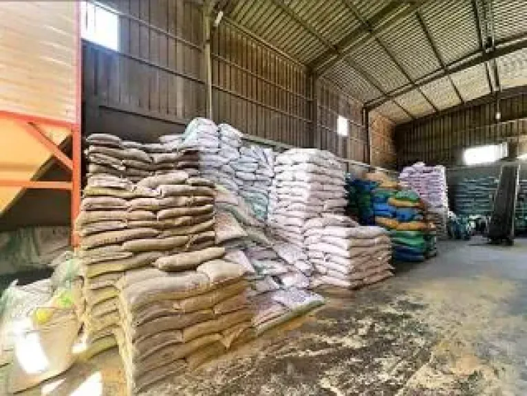 ضبط 400 طن أسمدة ومبيدات وأعلاف مغشوشة 