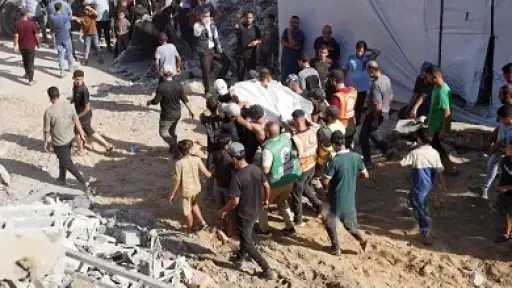 استشهاد فلسطيني وإصابة آخرين جراء قصف إسرائيلي على... استشهاد فلسطيني وإصابة آخرين جراء قصف إسرائيلي على خان يونس