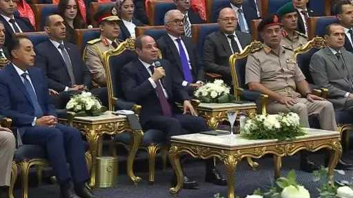 الرئيس السيسي: معايير التوظيف خلال السنوات الماضية «استُبيحت»..... الرئيس السيسي: معايير التوظيف خلال السنوات الماضية «استُبيحت».. والآن لا محاباة أو مجاملة