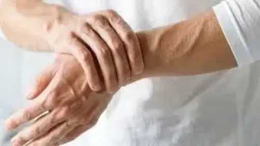 مشروبات قد تساعد على دعم صحة المفاصل
