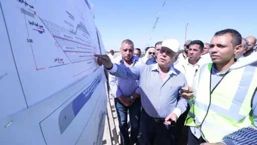 وزير النقل يتابع تنفيذ خط سكة حديد بئر... وزير النقل يتابع تنفيذ خط سكة حديد بئر العبد/العريش