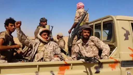 القوات اليمنية تستهدف مواقع وتعزيزات حوثية في مأرب القوات اليمنية تستهدف مواقع وتعزيزات حوثية في مأرب