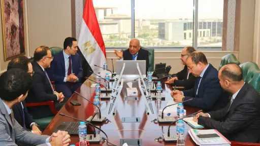 وزير الكهرباء يبحث مع «هيدروفولتا» البلجيكية التعاون في... وزير الكهرباء يبحث مع «هيدروفولتا» البلجيكية التعاون في تحلية المياه ومعالجة المياه الجوفية
