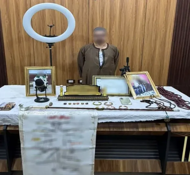 ضبط شخص بالمنيا لاتهامه بالنصب 