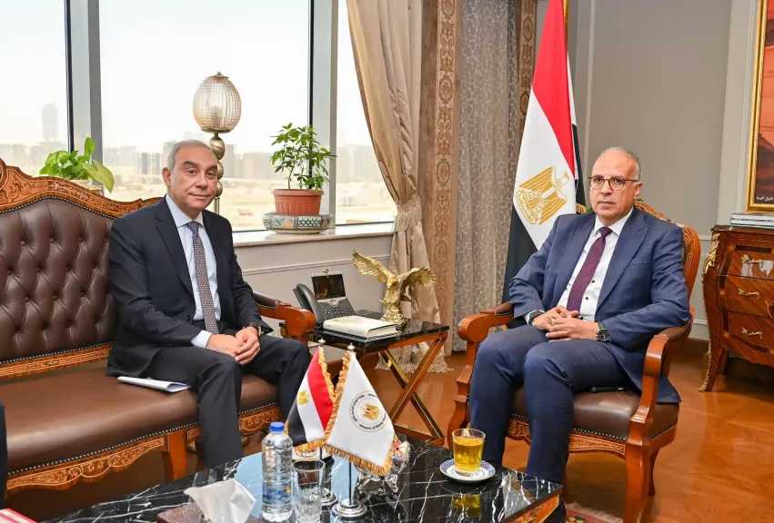 وزير الري يلتقي رئيس الهيئة العامة للاستعلامات لبحث تعزيز التنسيق الإعلامي بشأن قضايا المياه