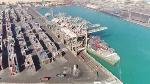 أسامة ربيع: 567.1 مليون دولار إيرادات قناة السويس... أسامة ربيع: 567.1 مليون دولار إيرادات قناة السويس خلال أغسطس