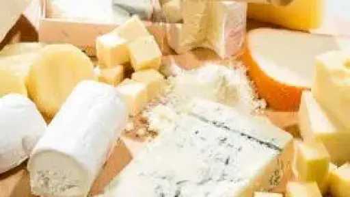 قبل شراء الجبن.. 5 علامات تكشف المنتج غير... قبل شراء الجبن.. 5 علامات تكشف المنتج غير الجيد