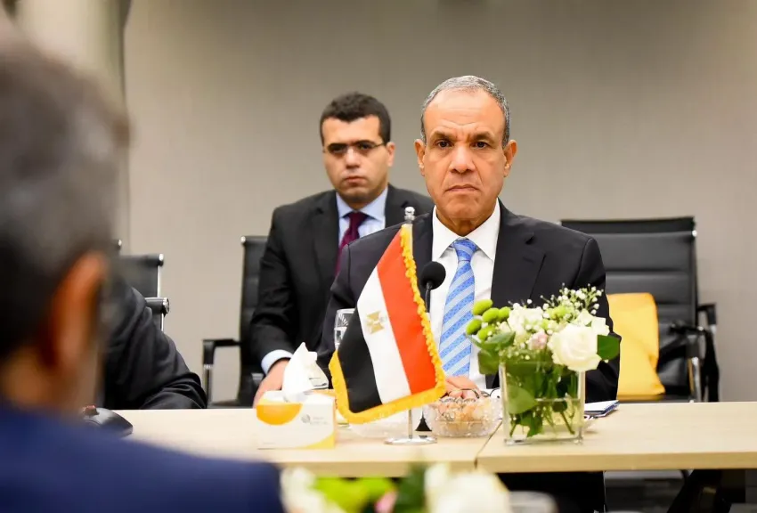 وزير الخارجية