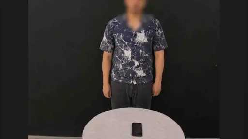 كشف ملابسات سرقة هاتف من داخل كشك في... كشف ملابسات سرقة هاتف من داخل كشك في مصر الجديدة وضبط المتهم