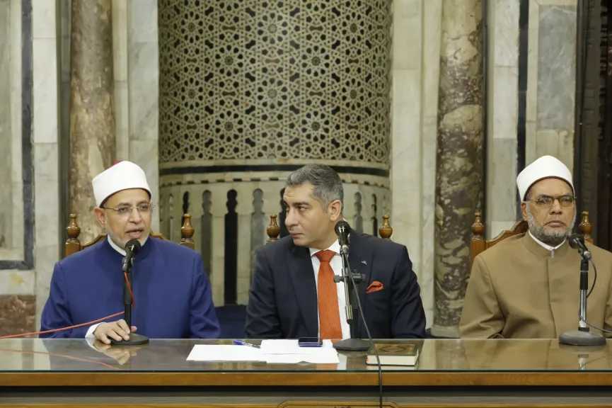 ملتقى الجامع الأزهر للقضايا المعاصرة: ما جاء به الرسول يشمل القرآن والسنة والفصل بينهما لا يصح