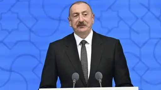علي شعث: نعمل على بناء حكومة مصغرة لإدارة... علي شعث: نعمل على بناء حكومة مصغرة لإدارة غزة
