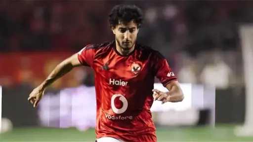محمد هاني يمتلك عرضين تركي وأمريكي للرحيل عن... محمد هاني يمتلك عرضين تركي وأمريكي للرحيل عن الأهلي