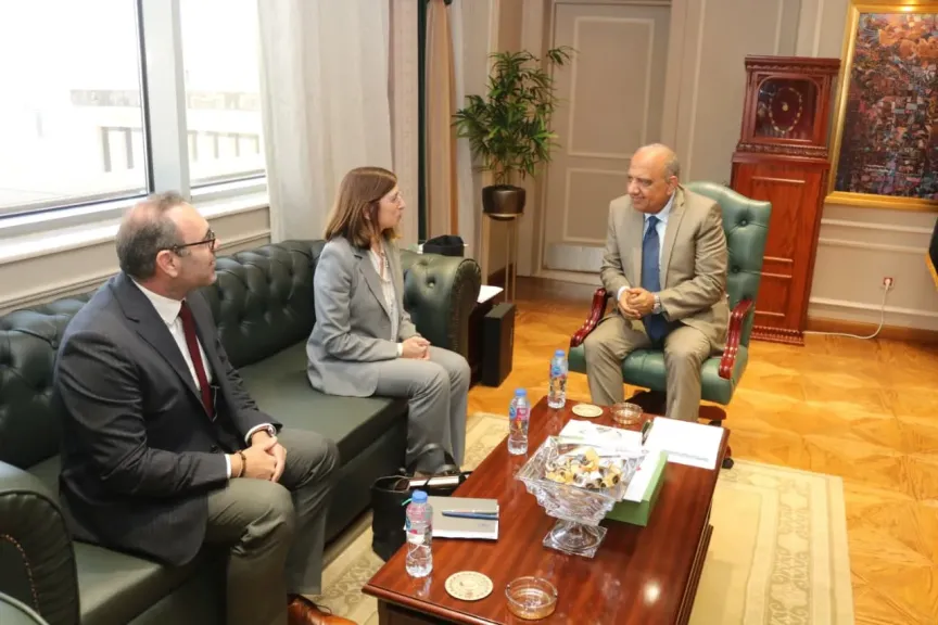 جانب من التعاون