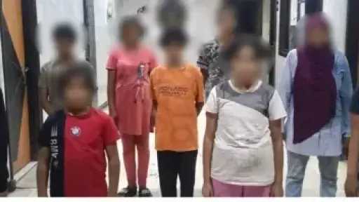 ضبط 10 أشخاص لاستغلال 15 طفلاً في التسول... ضبط 10 أشخاص لاستغلال 15 طفلاً في التسول وبيع السلع بطريقة إلحاحية بالقاهرة