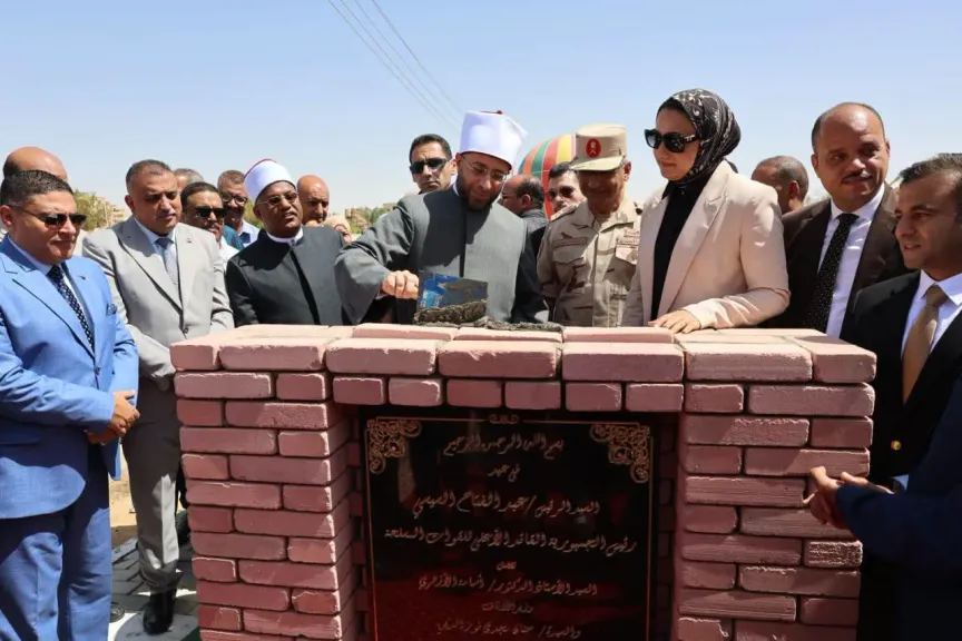 وزير الأوقاف ومحافظ الوادي الجديد