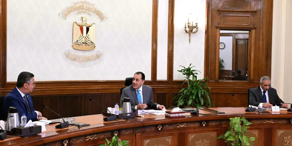 لقاء رئيس الوزراء ووزير التموين