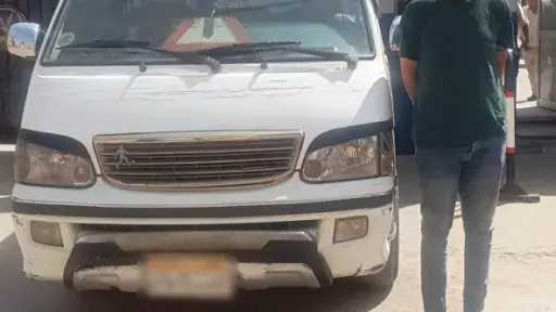 ضبط سائق ميكروباص بالبحيرة بعد شكوى راكب من... ضبط سائق ميكروباص بالبحيرة بعد شكوى راكب من تحميل ركاب بأعداد زائدة