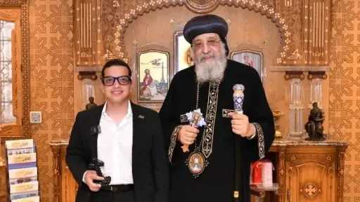 البابا تواضروس يستقبل الشاب ”مارك مراد” مبتكر نظارة... البابا تواضروس يستقبل الشاب ”مارك مراد” مبتكر نظارة مساعدة المكفوفين