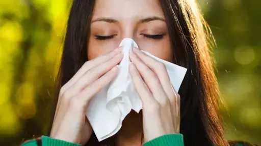 مع بداية الخريف.. 6 أعراض تكشف الإصابة بالحساسية... مع بداية الخريف.. 6 أعراض تكشف الإصابة بالحساسية الموسمية