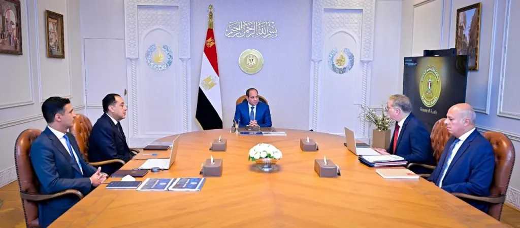 الرئيس السيسي يوجه باتخاذ الإجراءات اللازمة لسحب الأراضي الصناعية الشاغرة غير المستغلة
