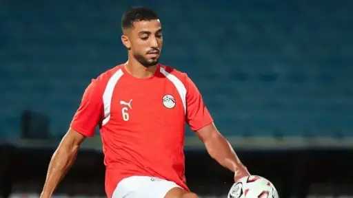 أول رد من نيس على طلب عبدالمنعم مغادرة معسكر منتخب مصر