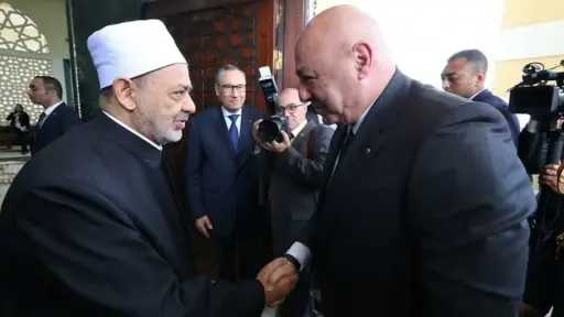 الرئيس اللبناني يجدد دعوته لشيخ الأزهر لزيارة البلاد مطلع 2027