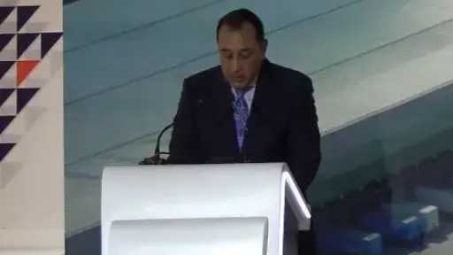 رئيس الوزراء: نعمل على إنشاء 7 ممرات لوجستية... رئيس الوزراء: نعمل على إنشاء 7 ممرات لوجستية متكاملة لربط مناطق الإنتاج بالموانئ البحرية
