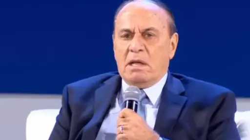 هل خاض الفريق أحمد إسماعيل حرب أكتوبر وهو... هل خاض الفريق أحمد إسماعيل حرب أكتوبر وهو مصاب بالسرطان؟.. اللواء سمير فرج يوضح