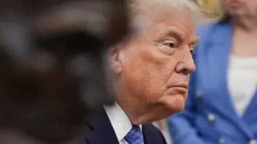 استطلاع رأي: حالة من الاستياء لدى الناخبين تجاه... استطلاع رأي: حالة من الاستياء لدى الناخبين تجاه ترامب مع اقتراب انتخابات التجديد النصفي