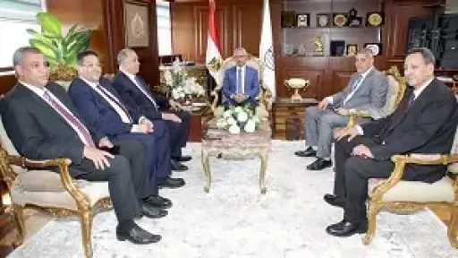 محافظ بني سويف يستقبل نقيب المحامين ويبحثان تعزيز... محافظ بني سويف يستقبل نقيب المحامين ويبحثان تعزيز التعاون ودعم العمل النقابي