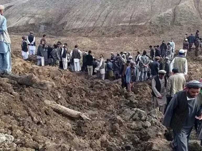 مقتل 5 عمال إثر انهيار منجم ذهب شمالي أفغانستان