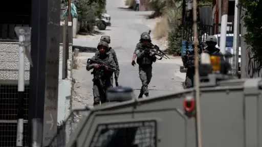 إصابة 4 فلسطينيين إثر اعتداء قوات الاحتلال عليهم شمالي نابلس