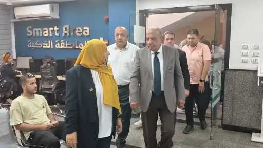 وزير الكهرباء يتفقد إدارة شبكات كهرباء مدينة الشروق... وزير الكهرباء يتفقد إدارة شبكات كهرباء مدينة الشروق لمتابعة تأمين التغذية