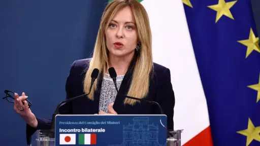 رئيسة وزراء إيطاليا تسجّل صوتها علامة تجارية خوفا... رئيسة وزراء إيطاليا تسجّل صوتها علامة تجارية خوفا من التزييف بالذكاء الاصطناعي