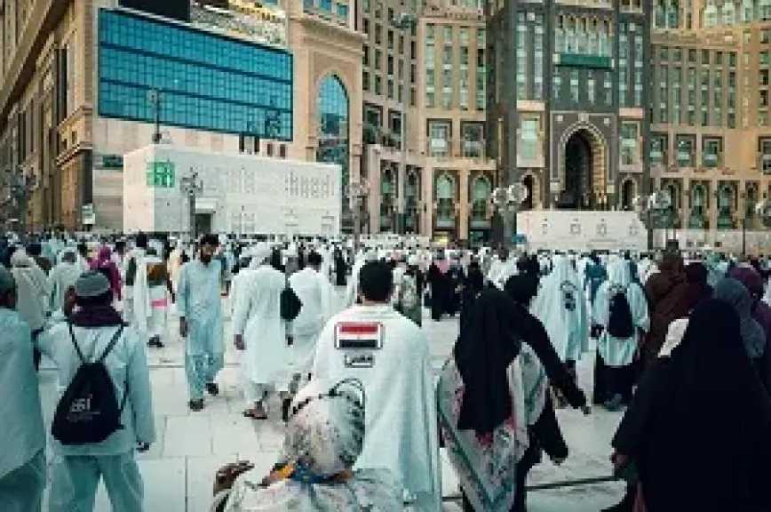 رئيس لجنة السياحة الدينية: الإقبال القياسي على الحج السياحي يرد على المشككين