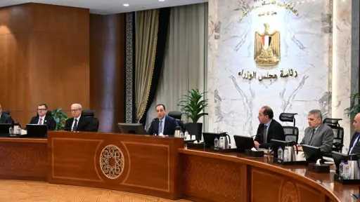 مدبولي يستعرض محاور جلستي حوار بشأن ”موارد النقد... مدبولي يستعرض محاور جلستي حوار بشأن ”موارد النقد وإدارة الدين” و”ملامح البرنامج الاقتصادي المصري حتى 2030”