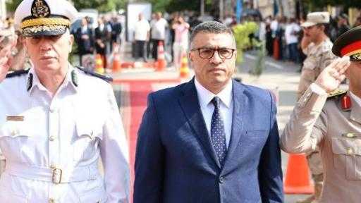 محافظ قنا يضع إكليل الزهور على النصب التذكاري للشهداء في الذكرى الـ53 لانتصارات أكتوبر
