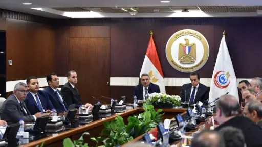 وزير الصحة يترأس اجتماعاً لمتابعة مستجدات تنفيذ المدينة... وزير الصحة يترأس اجتماعاً لمتابعة مستجدات تنفيذ المدينة الطبية بالعاصمة الجديدة