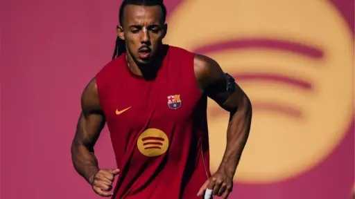 كوندي يحسم موقفه من الرحيل عن برشلونة في يناير