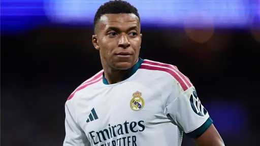 قائمة ريال مدريد لمواجهة فياريال بالدوري الإسباني.. موقف مبابي وعودة فالفيردي