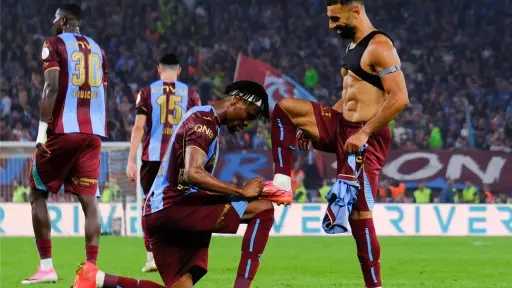 محمد صلاح يقود تشكيل طرابزون سبور المتوقع أمام سامسون سبور في الدوري التركي