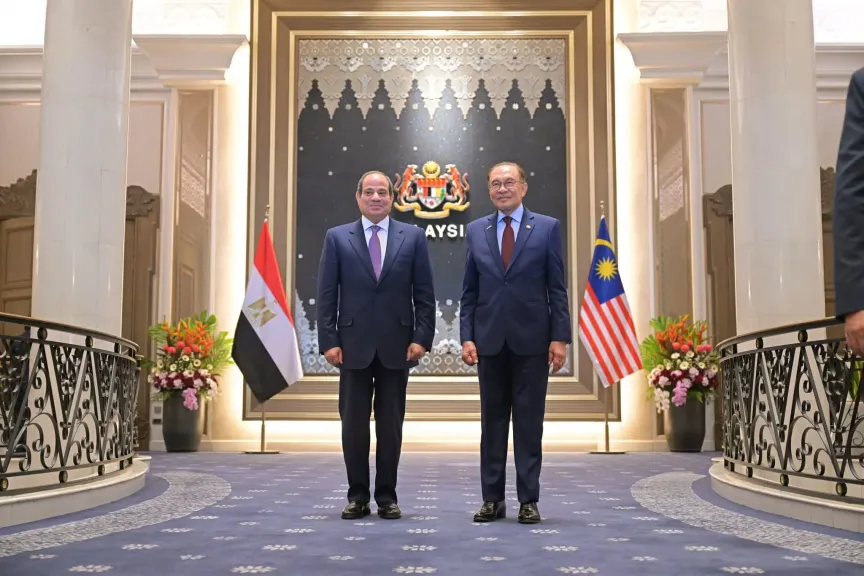 السيسي ورئيس وزراء ماليزيا