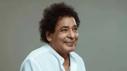 في عيد ميلاده الـ72.. محمد منير أول مطرب... في عيد ميلاده الـ72.. محمد منير أول مطرب عربي يقدم موسيقى الجاز