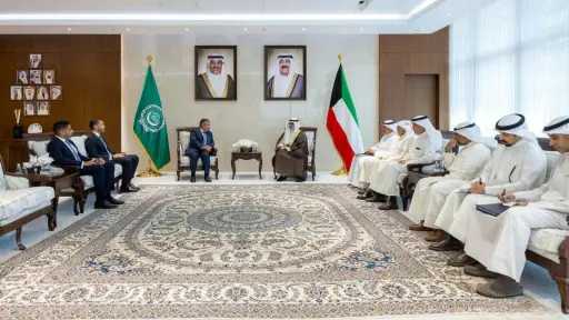 نبيل فهمي يشيد بدور الكويت في دعم الجامعة... نبيل فهمي يشيد بدور الكويت في دعم الجامعة العربية وتعزيز العمل العربي المشترك