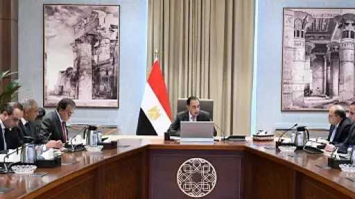 مدبولي: الدولة تضع قطاعي الصحة والتعليم في مقدمة... مدبولي: الدولة تضع قطاعي الصحة والتعليم في مقدمة أولوياتها خلال المرحلة الراهنة