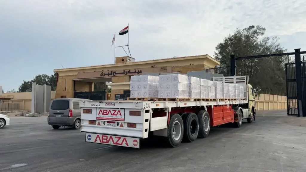 قافلة زاد العزة 295 تحمل 2850 طنا من المساعدات لإغاثة قطاع غزة